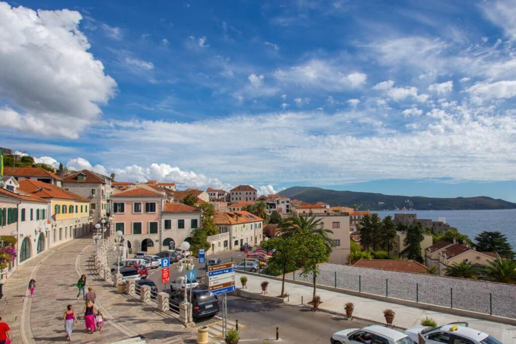 Pearl In The Heart Of Old Town On Belavista In Herceg Novi Leilighet Eksteriør bilde